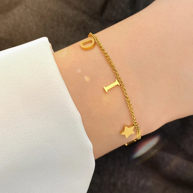 Pulsera Dior Con Estrella Dorada 