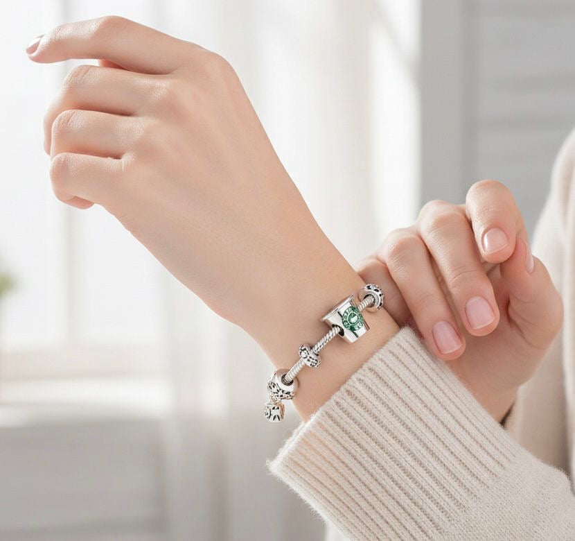 Charm Pandora Vaso de Café Cremoso