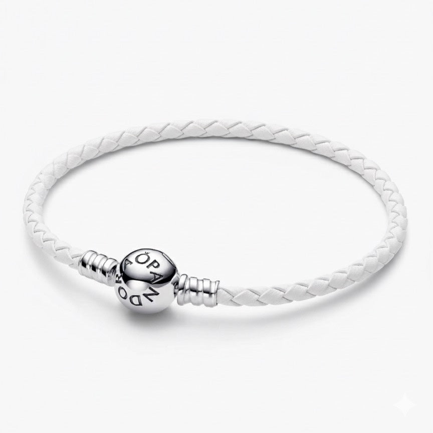 Brazalete Pandora De Cuero Blanco Con Broche En Plata