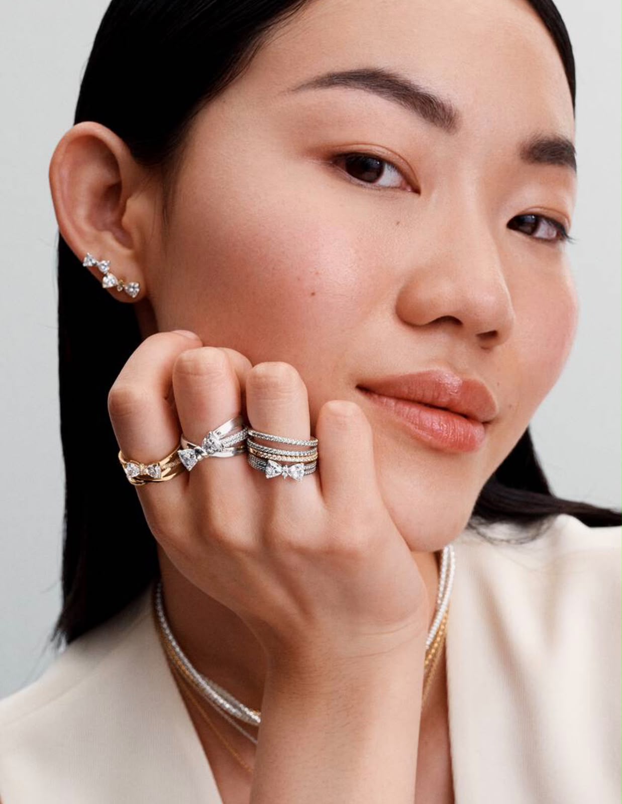 Anillo Pandora de doble fila con lazo brillante