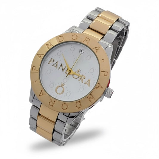 Reloj Pandora Logo Clásico Un Brillo Dorado Y Plateado Fondo Blanco