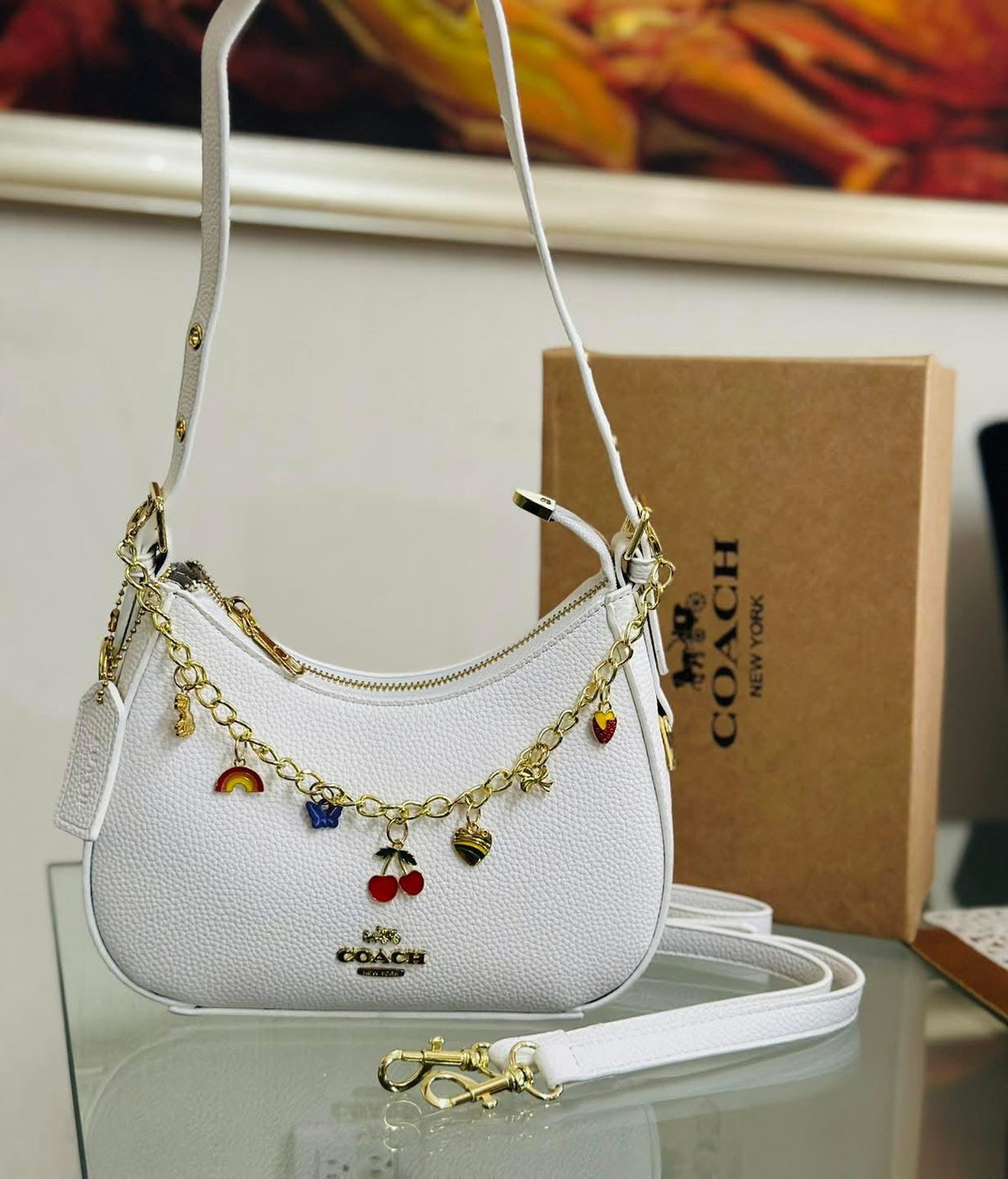 Cartera Coach De Hombro Ajustable Blanca Y Charm Largo Con Caja