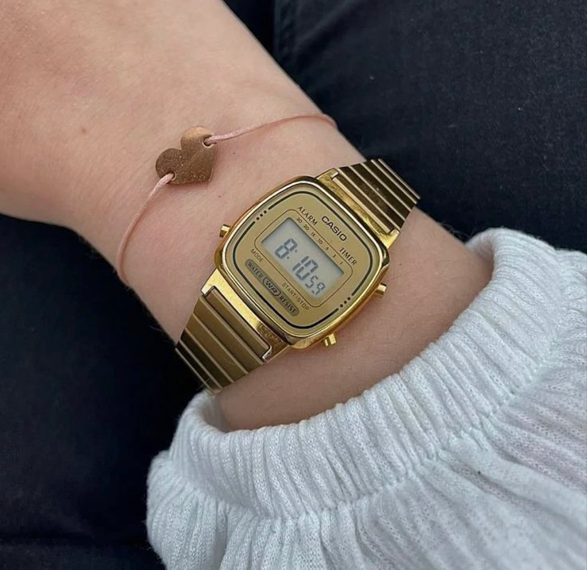 Reloj Casio Vintage Pequeño Dorado