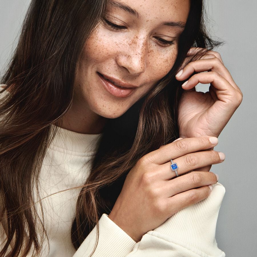 Anillo Pandora Cuadrado Azul Elegante Atemporal