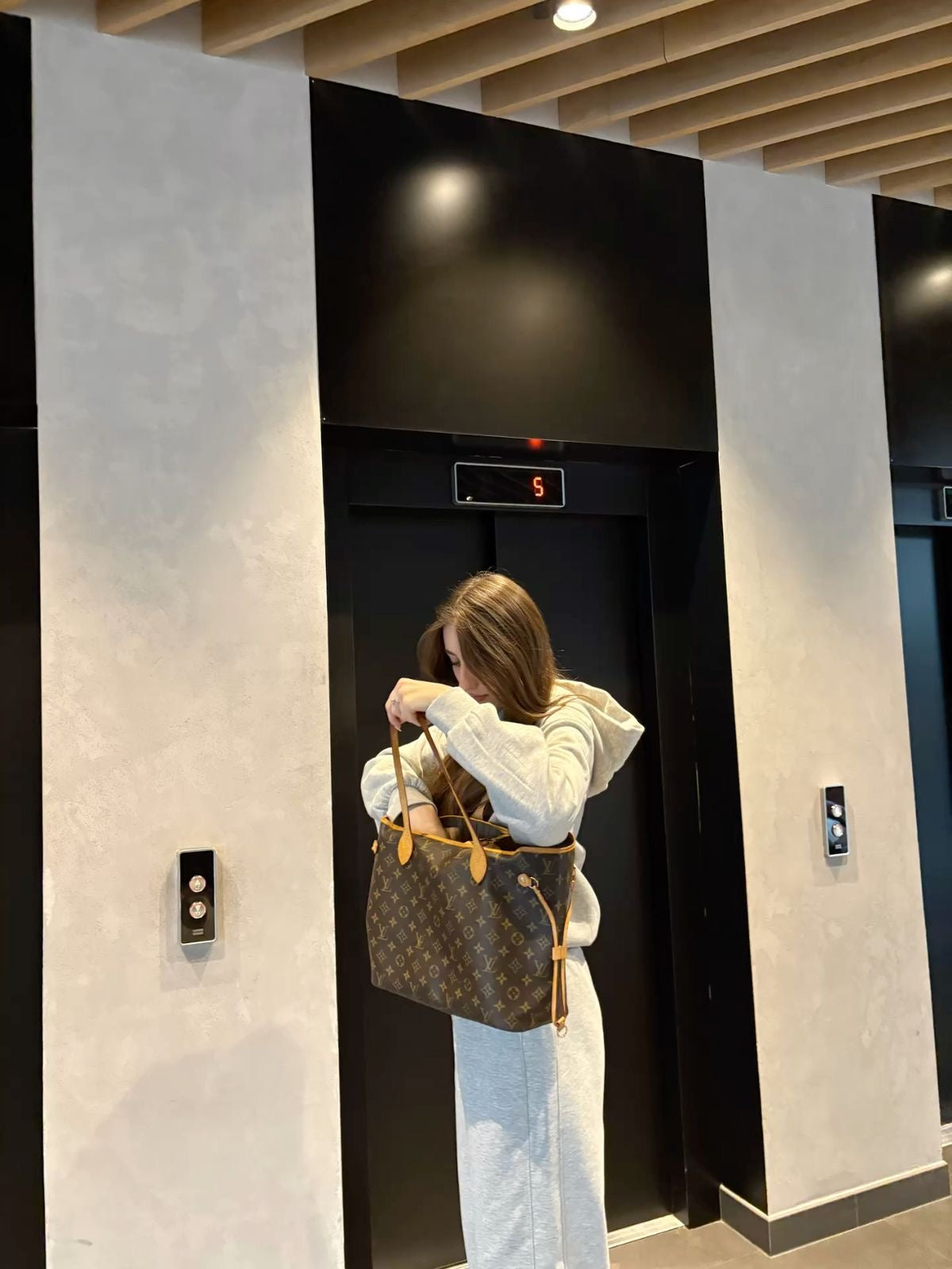 Cartera LOUIS VUITTON Neverful MM Tote Bag Incluye Bolsa De Mano Calildad Alta