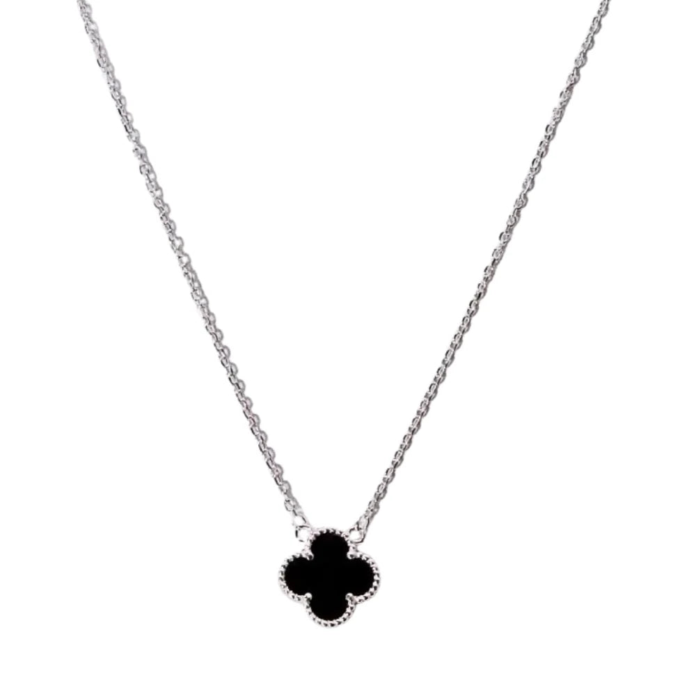 Collar Van Cleef De Un Trébol Negro En Plata
