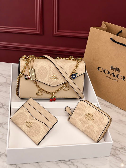 Set De Carteras 3 Piezas En Beige Con Charm Largo Y Caja