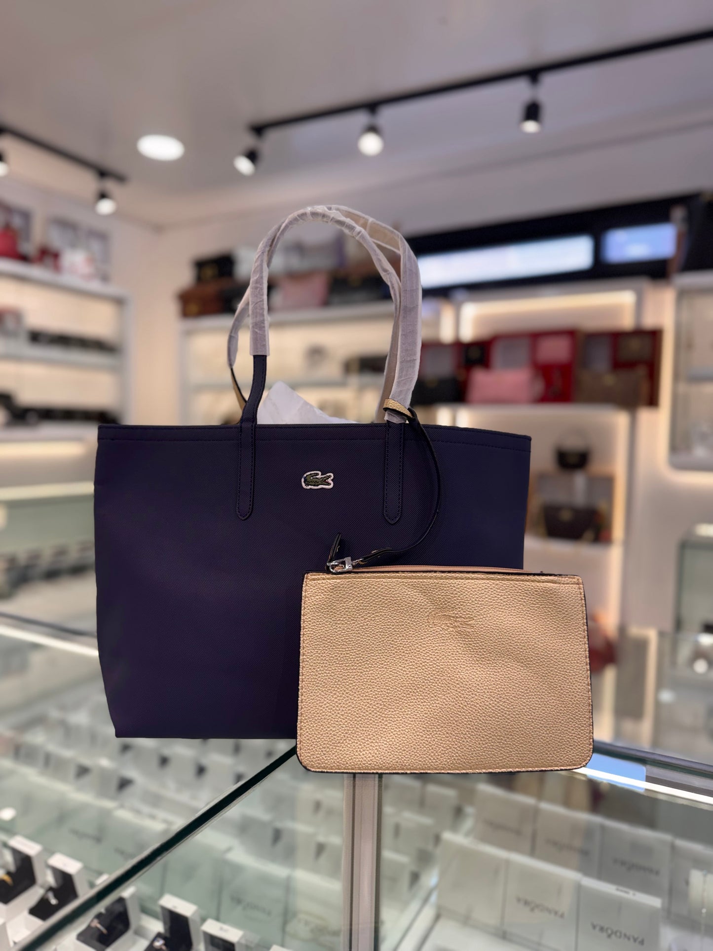 Cartera Lacoste Grande Con Bolsa De Mano De 2 Colores Azul Y Dorado
