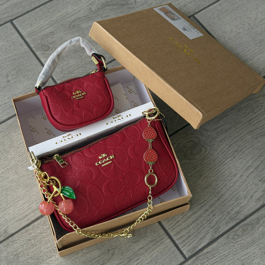 Set De Cartera Coach Mini Con Cartera De Hombro y Charms Color Rojo Con Caja