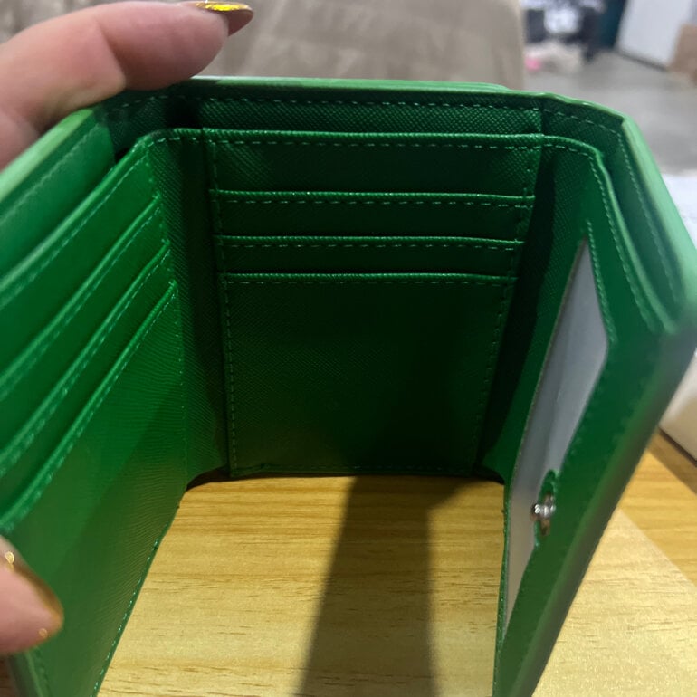 Monedero Lacoste Verde Con Caja