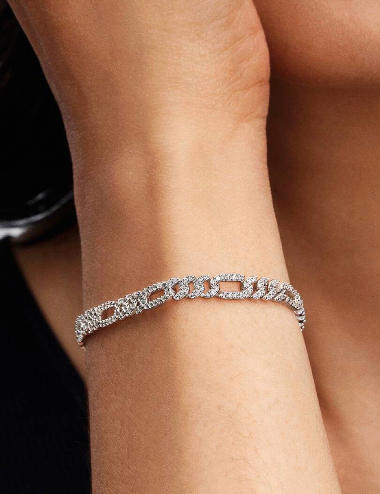 Pulsera Pandora de Cadena Cubana Ovalada