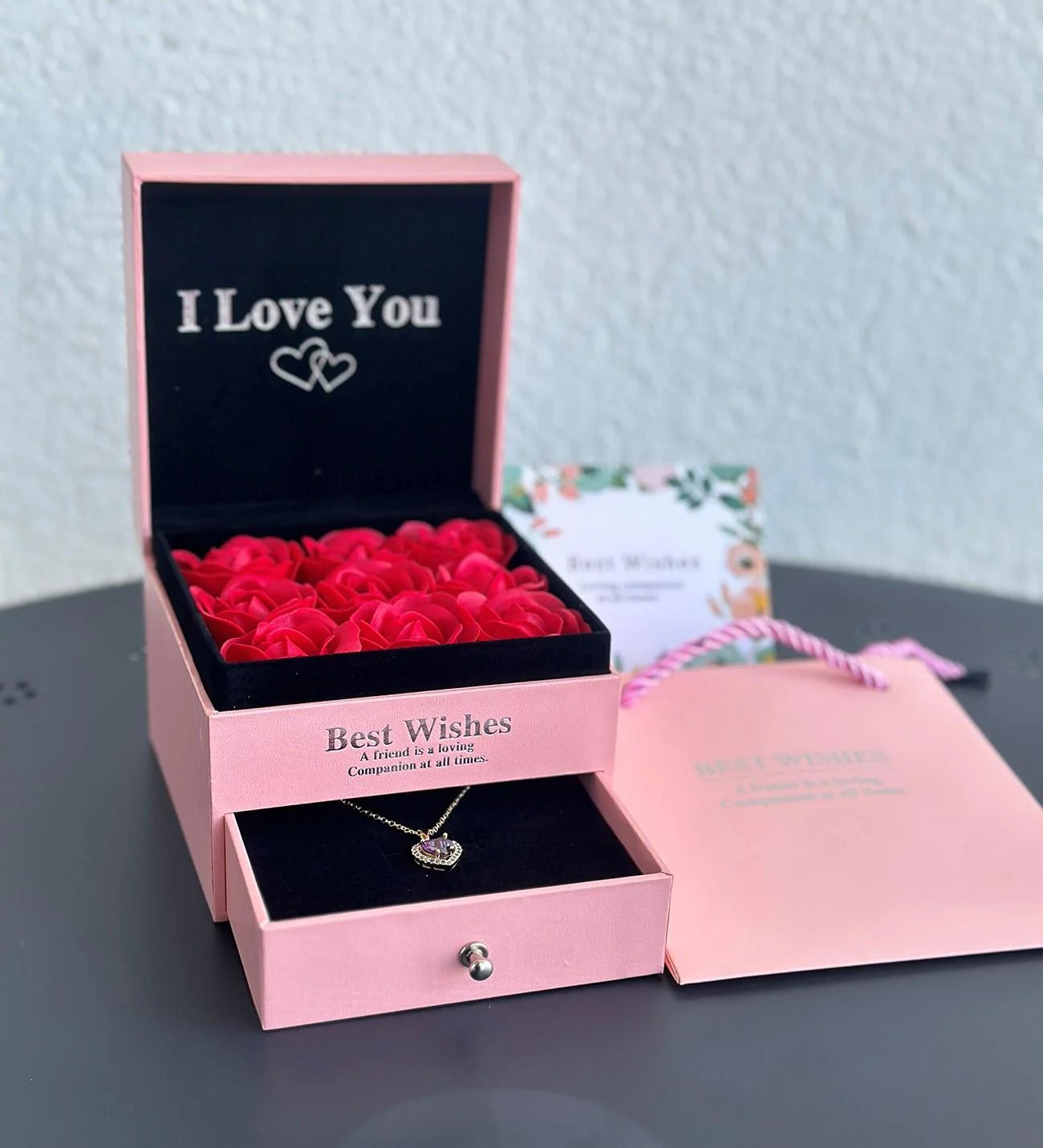 Kit De Regalo Rosado Cuadrado Con Rosas