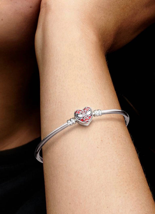 Brazalete Pandora rígido con broche de máscara de Spiderman de Marvel