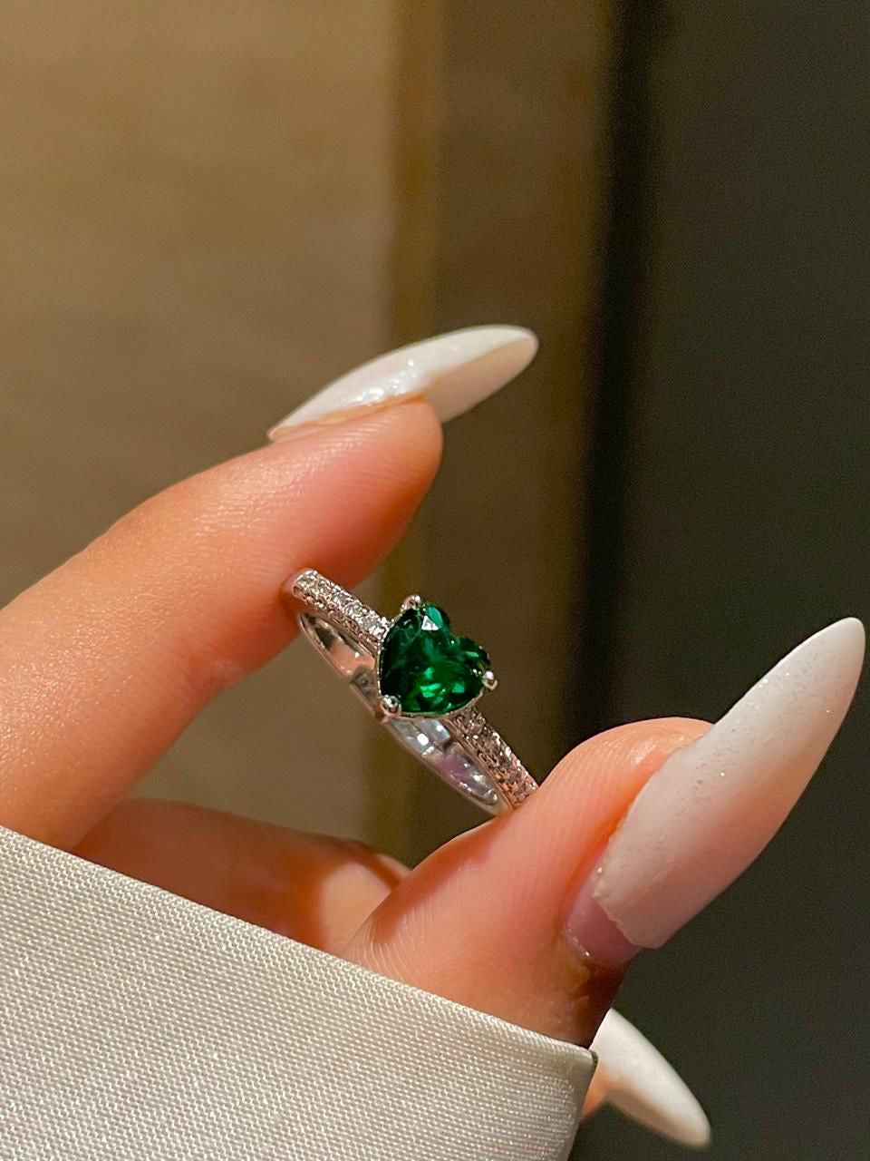 Anillo Pandora Corazón Verde Clásico