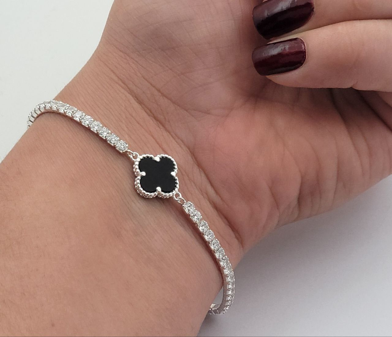 Brazalete De Tenis Van Cleef Trébol Negro