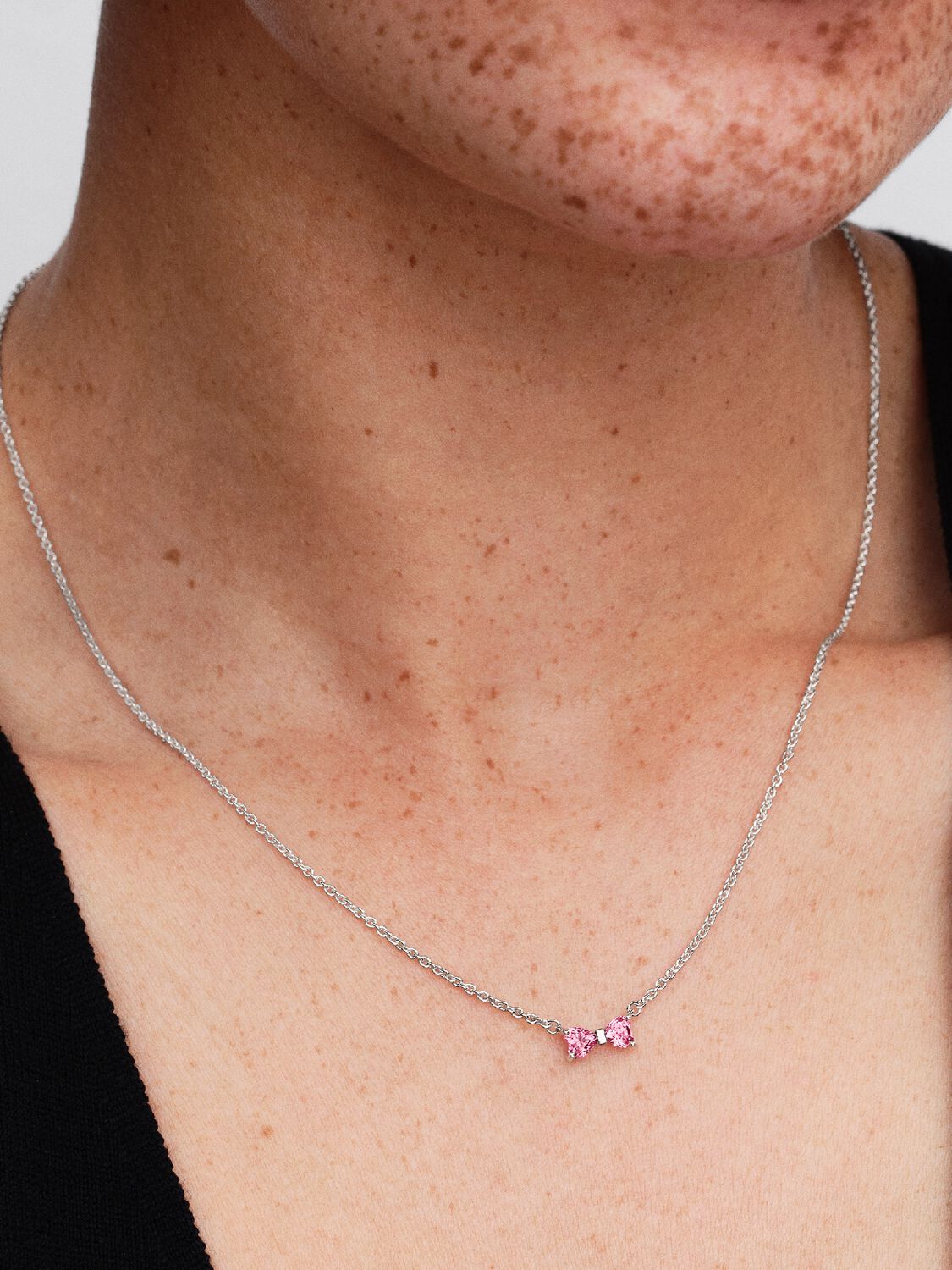 Collar Pandora Moño Rosa Brillante
