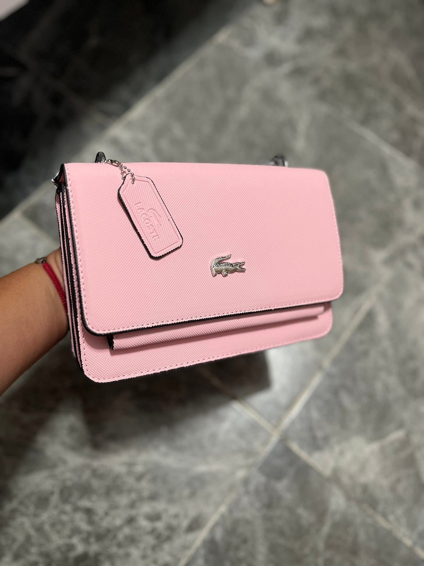 Cartera Lacoste Rosa