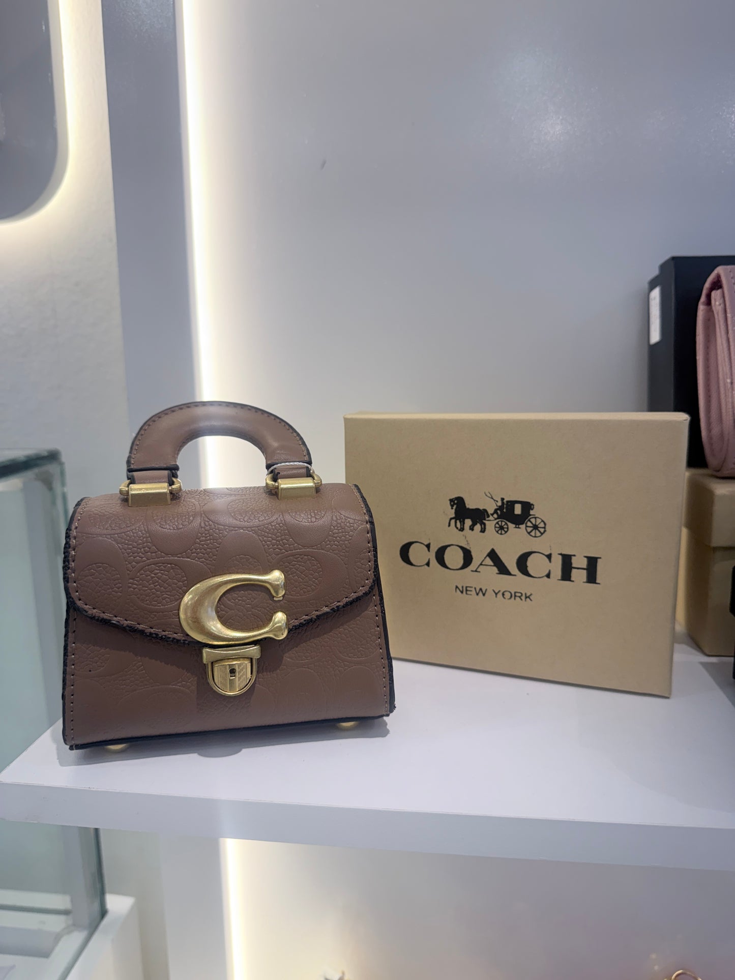 Cartera Mini Coach Sammy Top Handle 12 Marrón Con Caja
