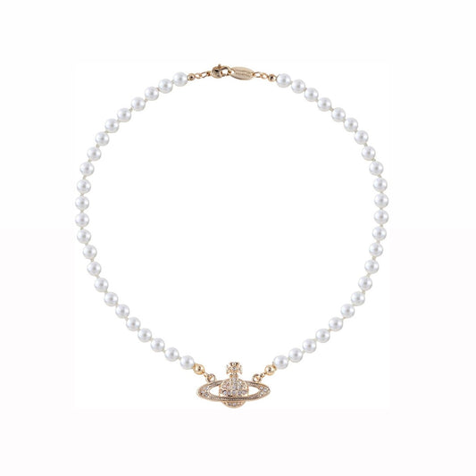 Collar de perlas Saturno dorado Vivienne Westwood