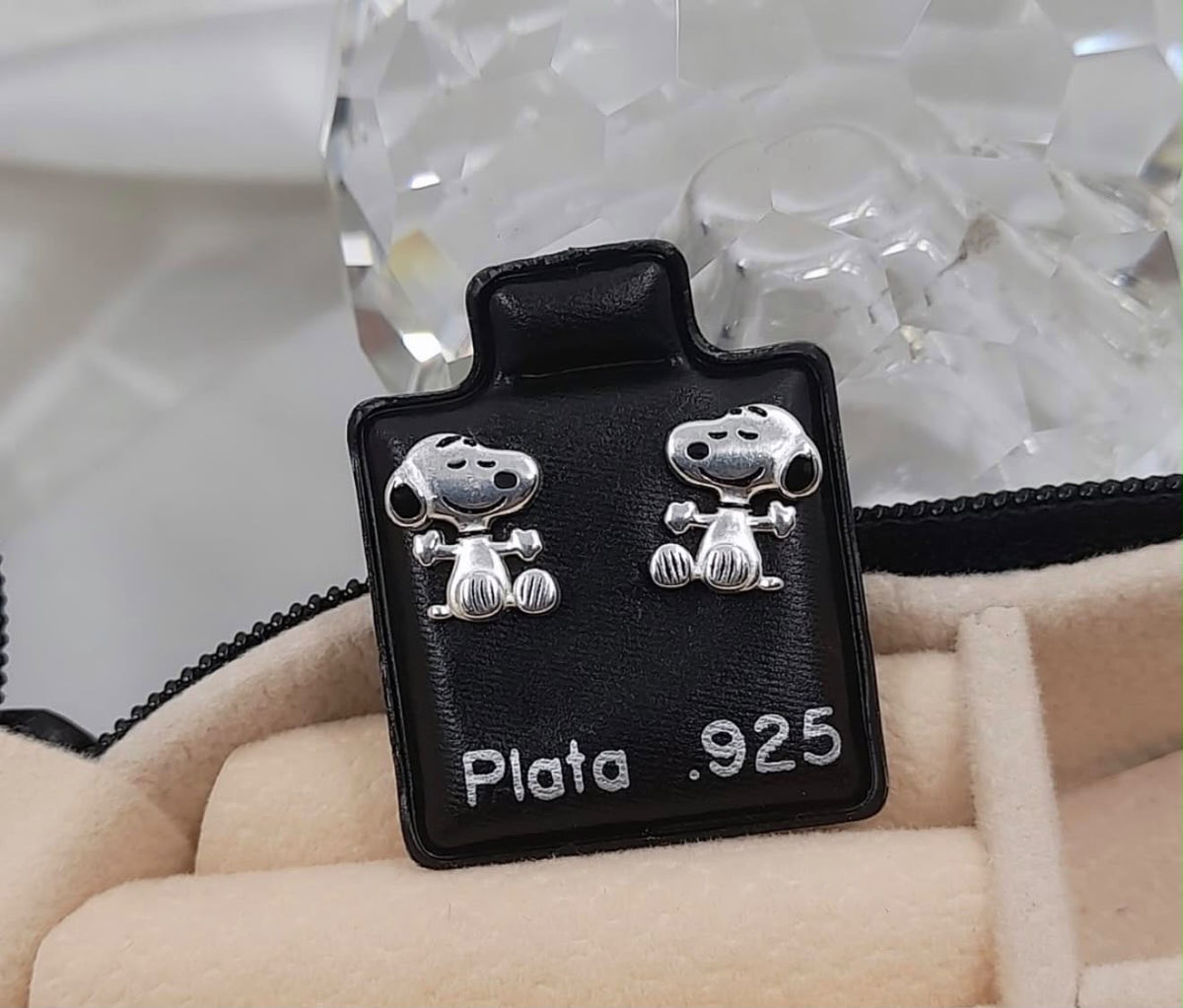 Aretes Pandora De Snoopy