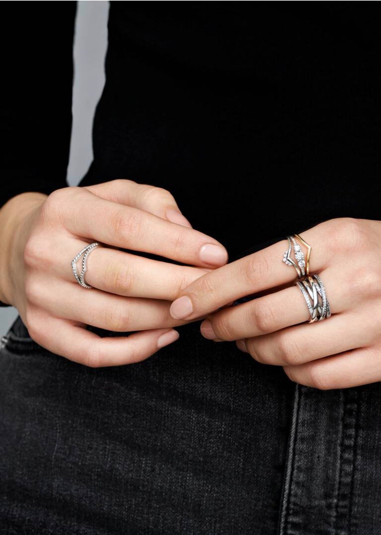 Anillo Pandora Hueso de los deseos deslumbrante