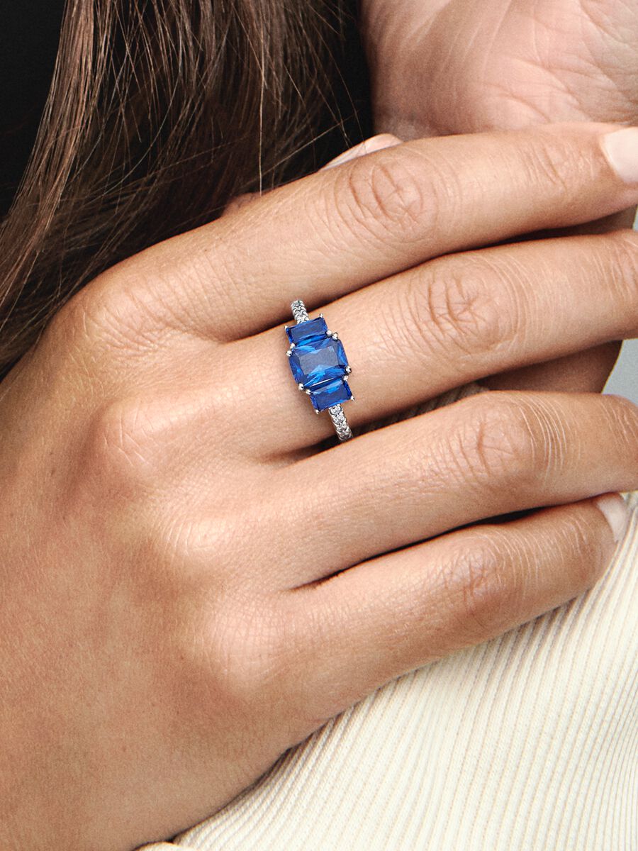 Anillo Pandora Brillante Tres Gemas Azules Rectangulares