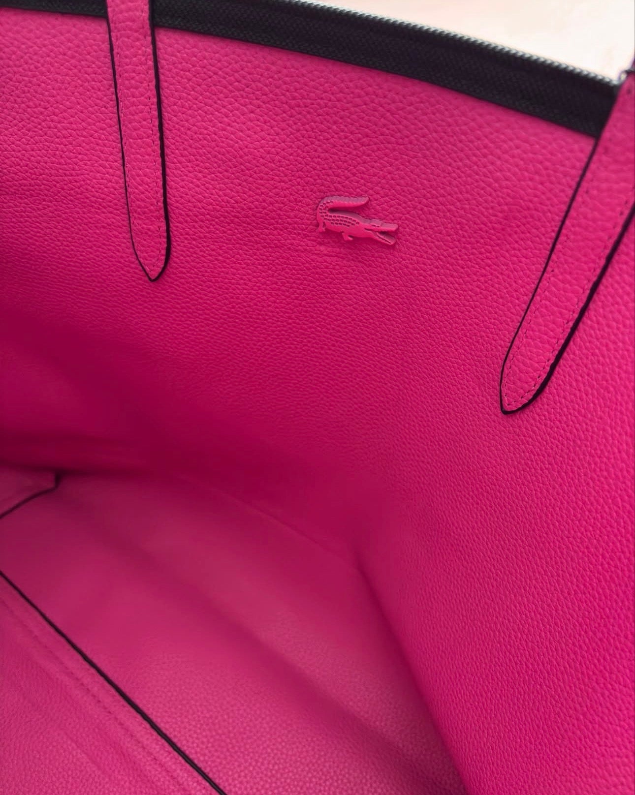 Cartera Tote Bag Grande Lacoste Reversible Fucsia Con Negro y Bolsa De Mano