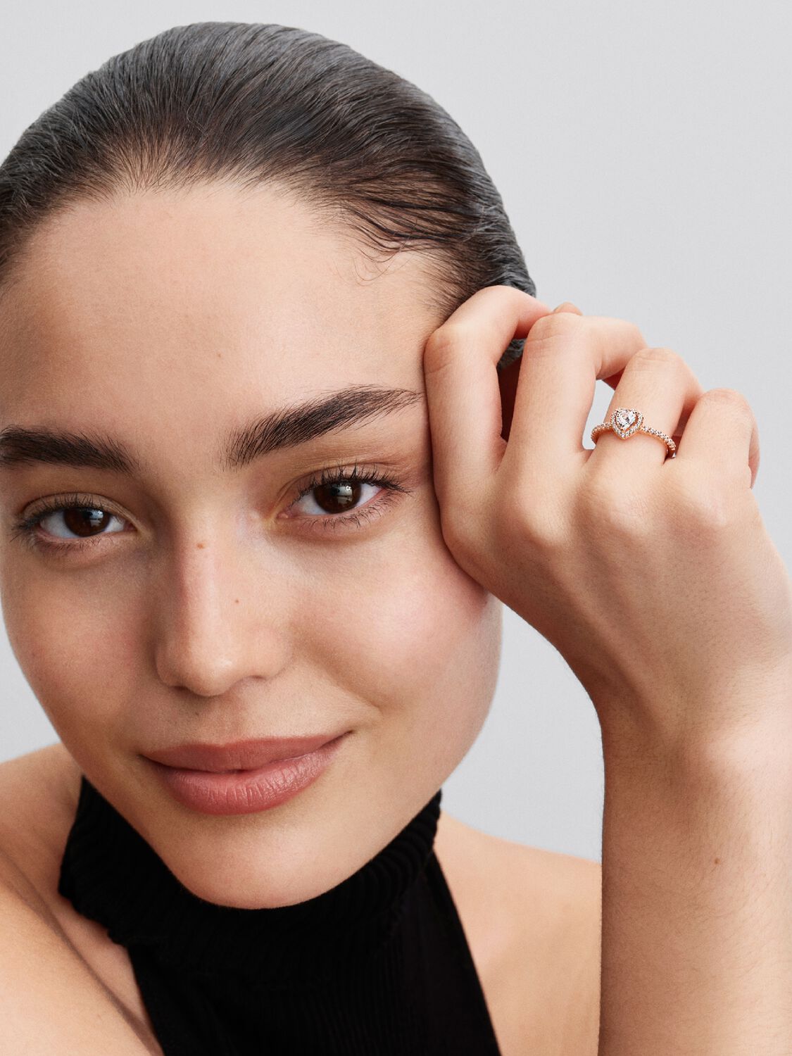 Anillo Pandora Corazón Blanco Brillante en Rose Gold