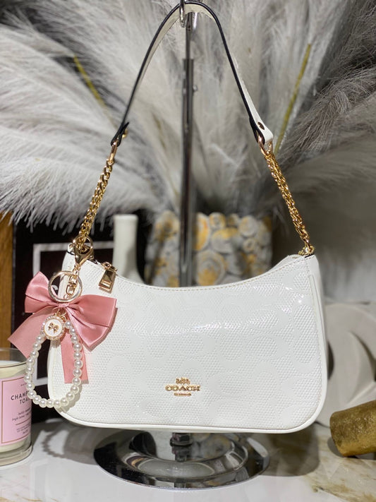 Cartera De Hombro Coach Teri Pequeña En Color Blanco Brillante Charol (sin llavero)