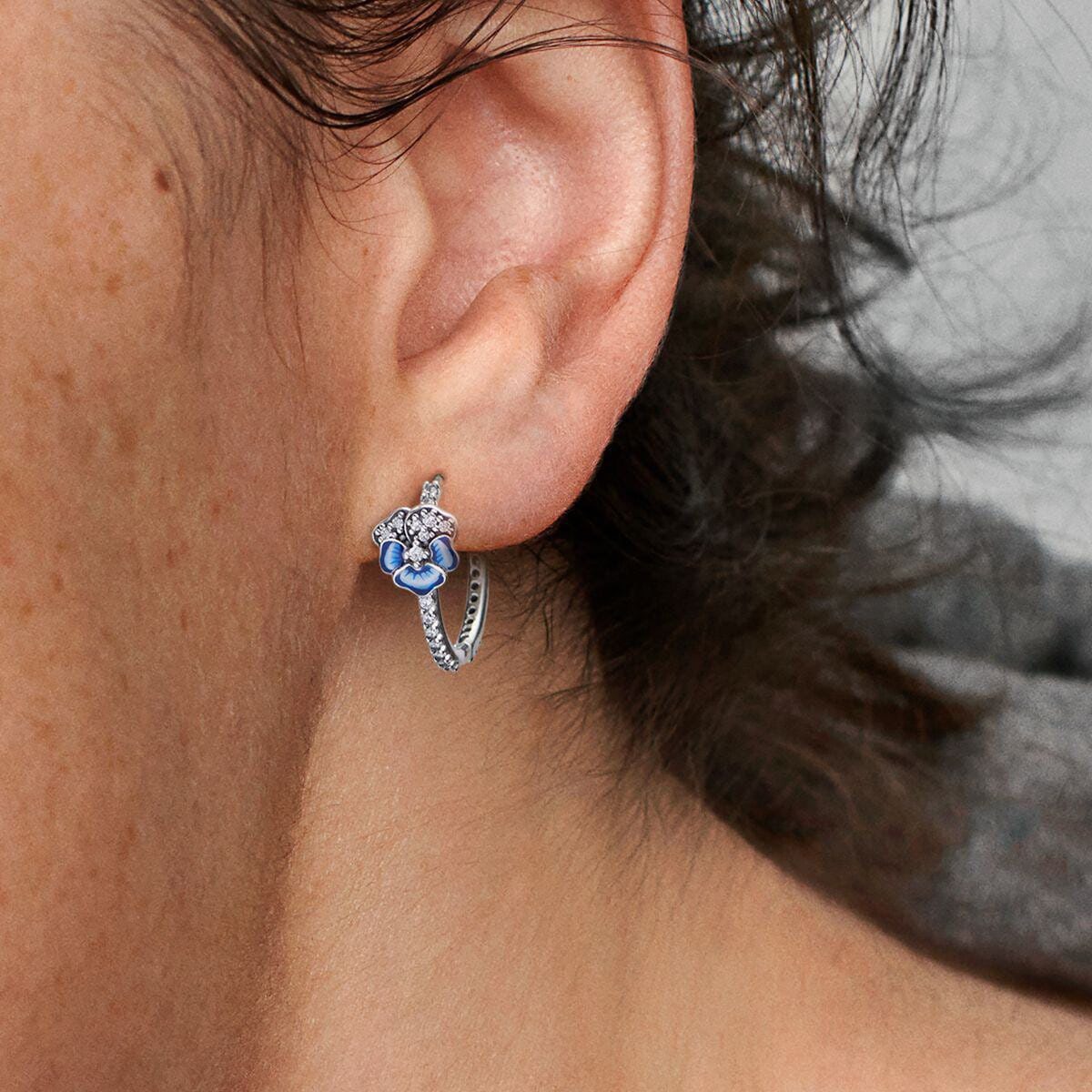 Argollas Pandora Aro Flor Pensamiento Azul