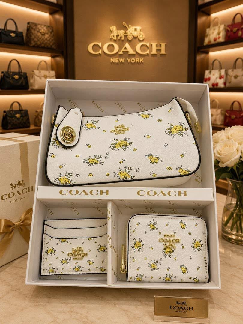 Set De Regalo De Cartera Coach Blanca con Flores Amarillas de 3 Piezas Con Caja