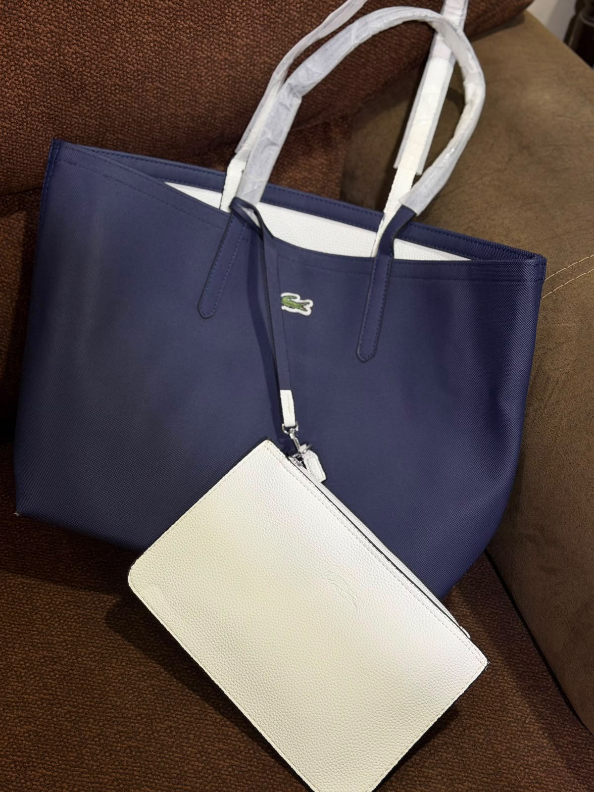 Cartera Lacoste Grande Con Bolsa De Mano De 2 Colores Azul Y Blanco