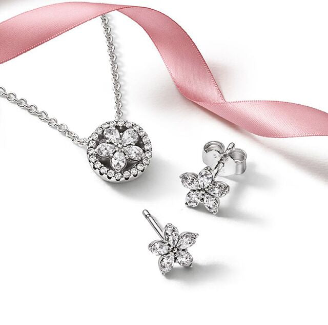 Set De Regalo Pandora Collar Y Aretes Copo De Nieve