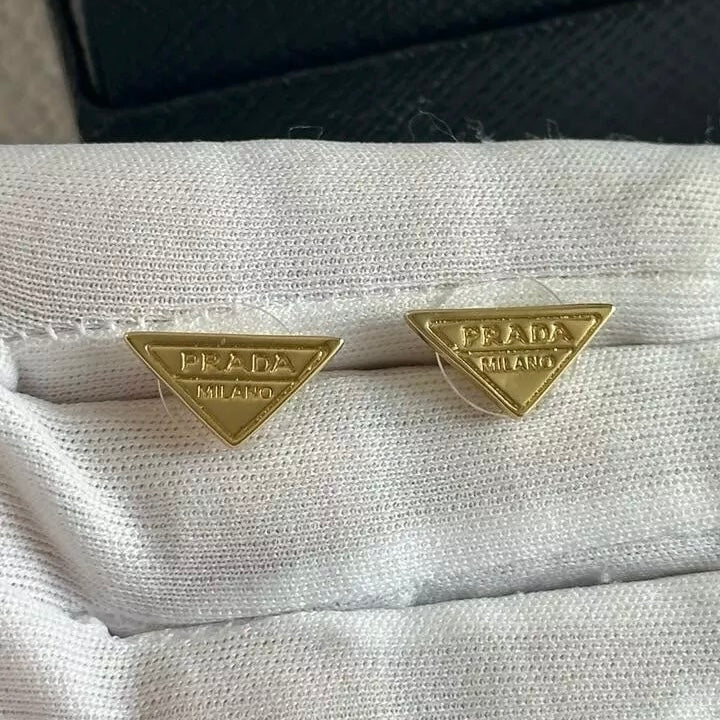 Aretes Prada Dorados