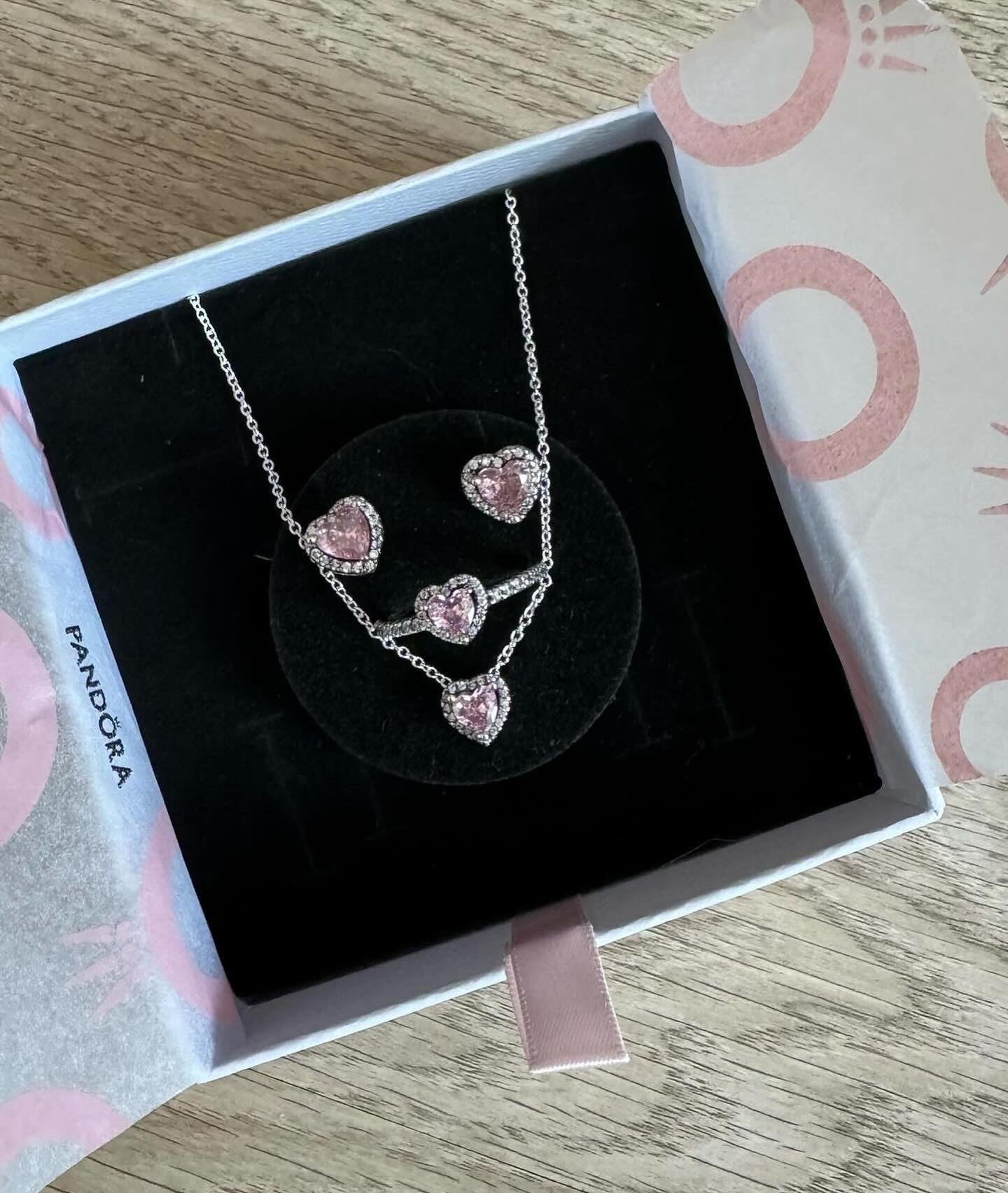 Set Pandora De Corazón Rosa Brillante