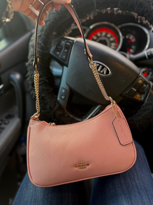 Cartera Coach De Hombro Mediana Teri Color Salmón Marte