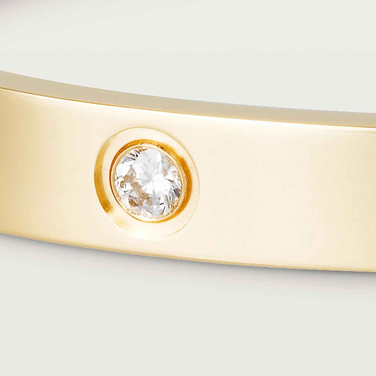 Pulsera Cartier Love Dorada Con 4 Diamantes