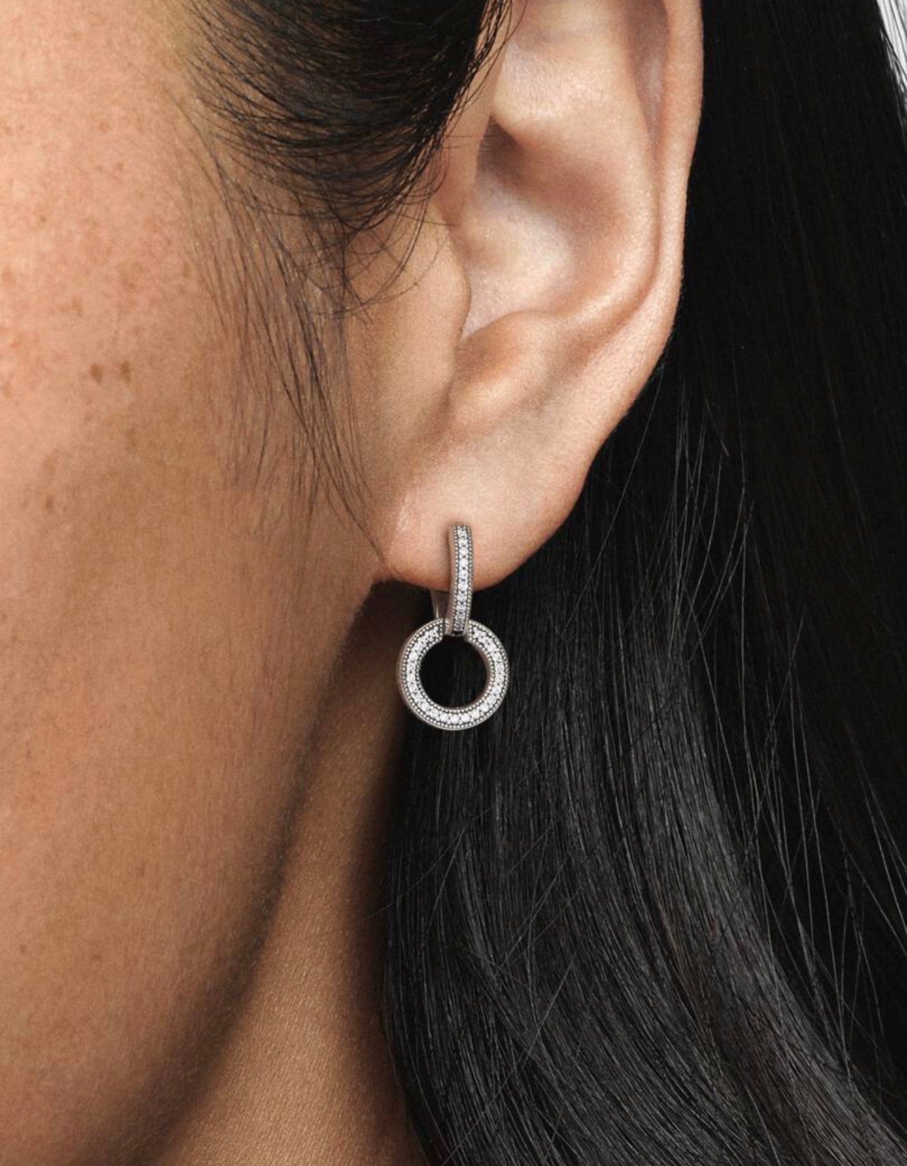 Argollas Pandora doble aro resplandecientes