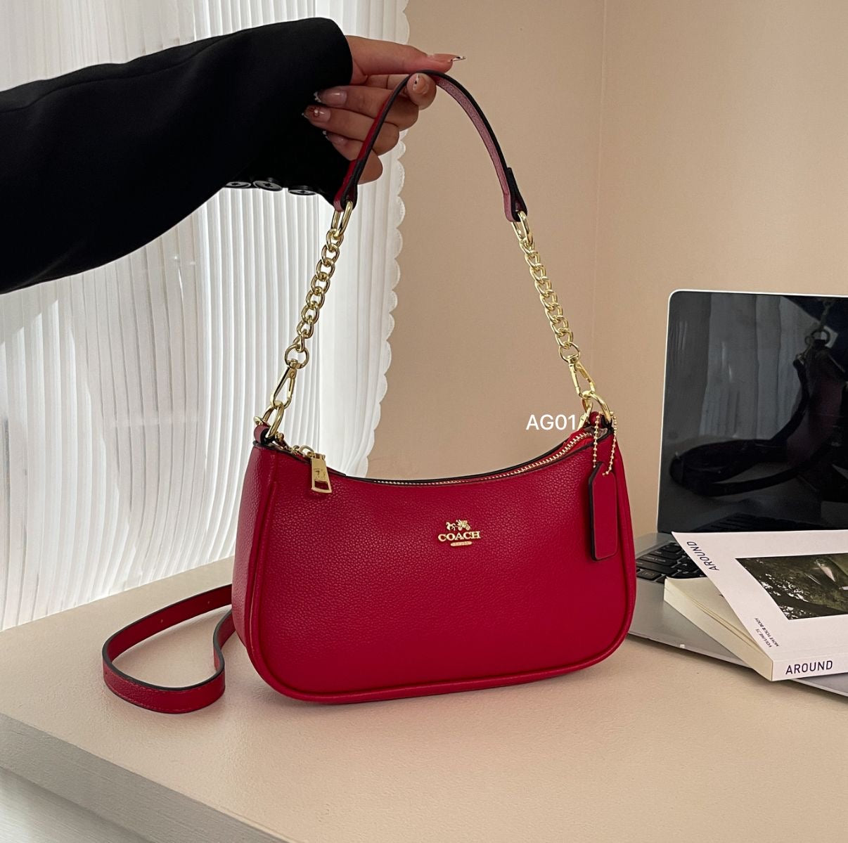 Cartera Coach Teri Roja Con Strap Largo