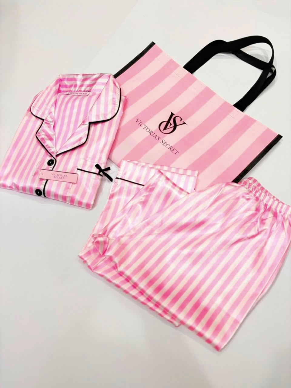Pijama De Victoria’s Secret De Pantalón con Rayas Rosas