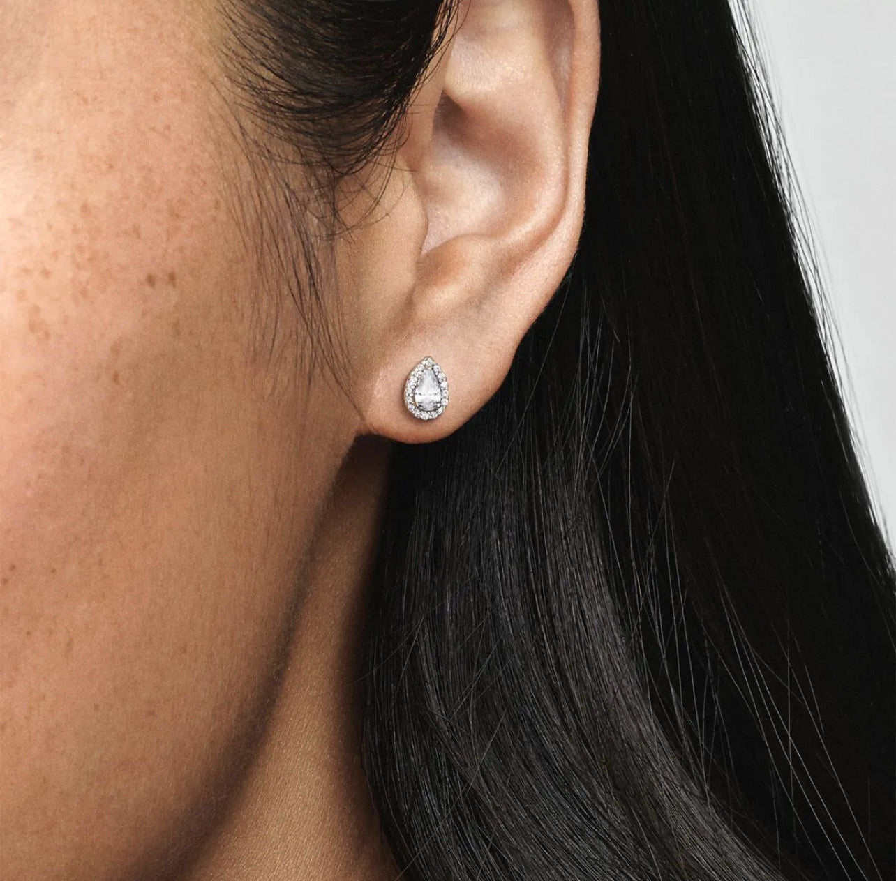 Aretes Pandora en plata de ley Lágrimas Radiantes