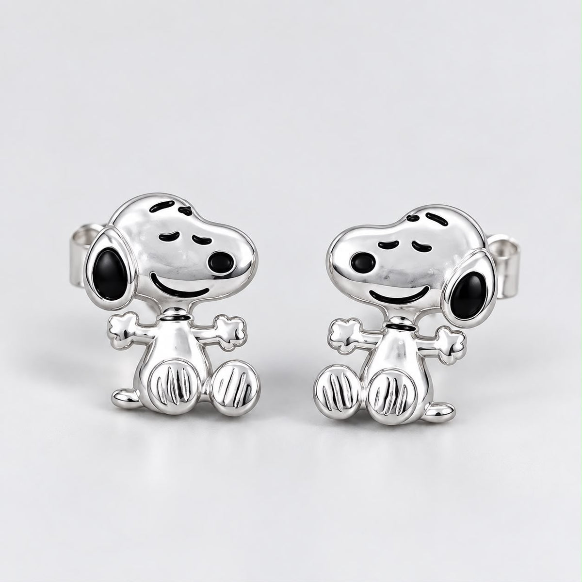 Aretes Pandora De Snoopy