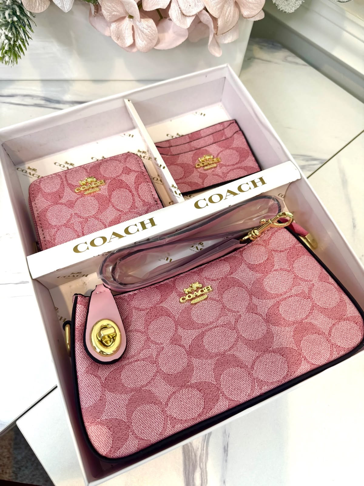Set De Regalo De Cartera Coach Rosa de 3 Piezas Con Caja