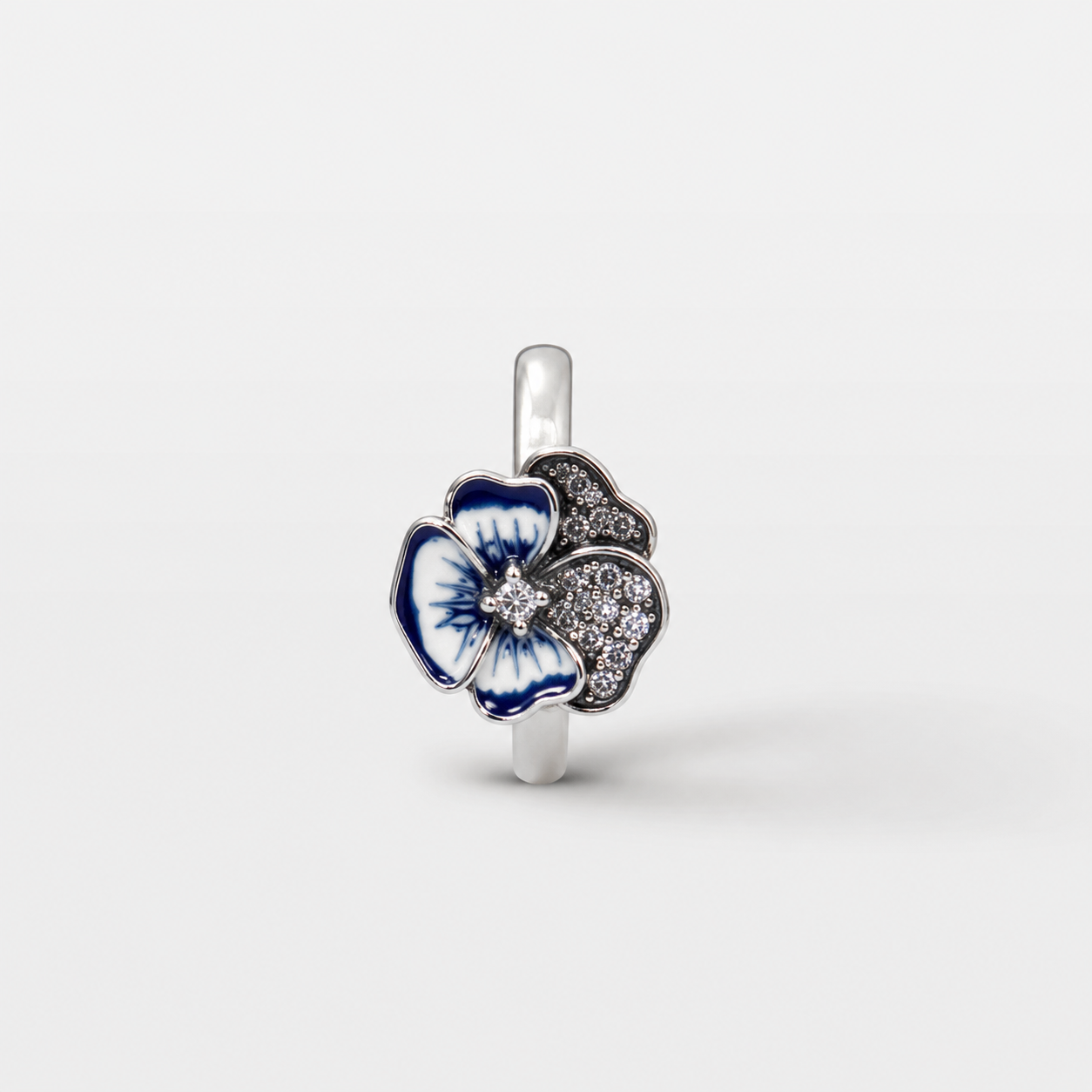 Anillo Pandora Flor Pensamiento Azul