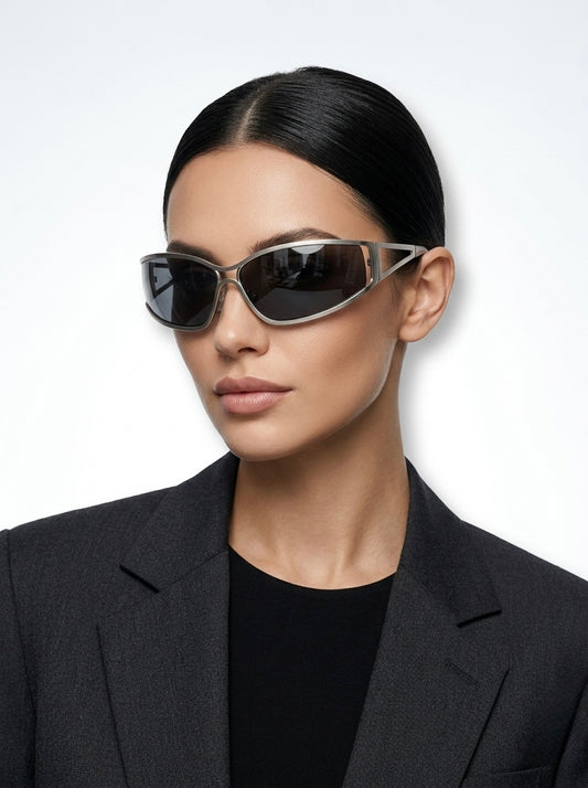 Lentes De Sol Plateados Con Abertura En Los Lados