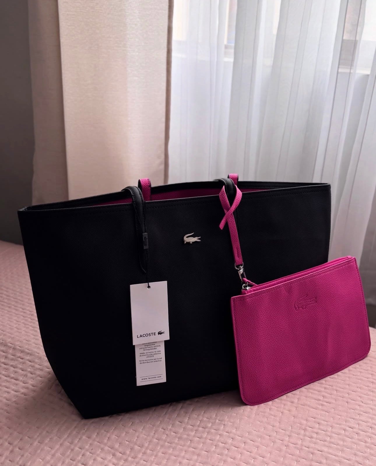 Cartera Tote Bag Grande Lacoste Reversible Fucsia Con Negro y Bolsa De Mano