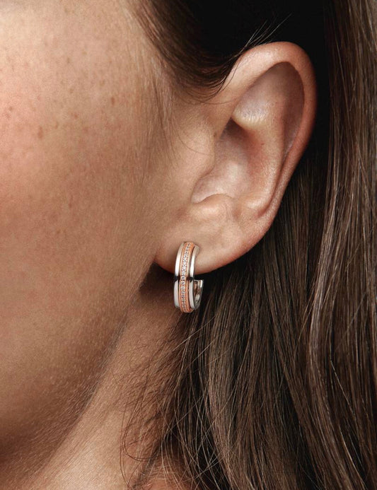 Argolla Pandora Signature con logo bicolor y pavé