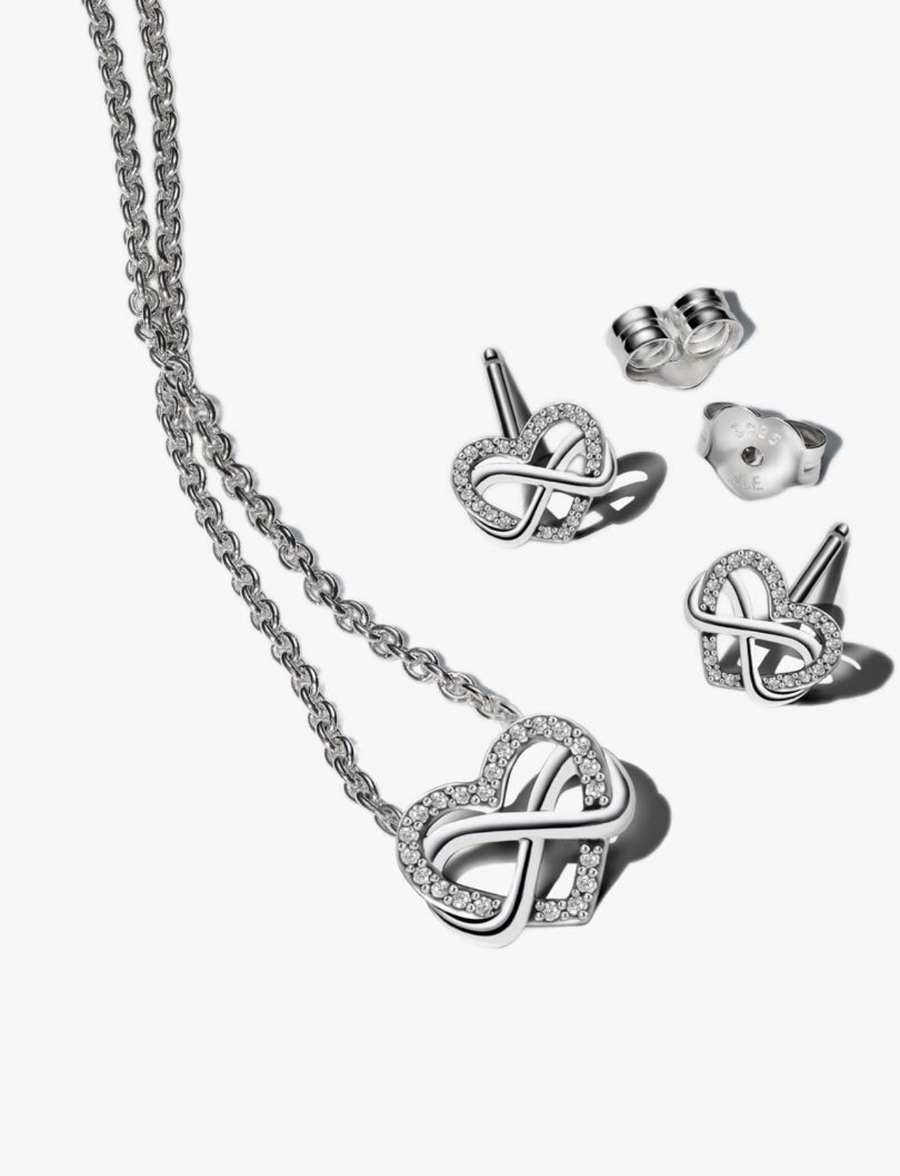 Set de Regalo Pandora Corazón Infinito Brillante