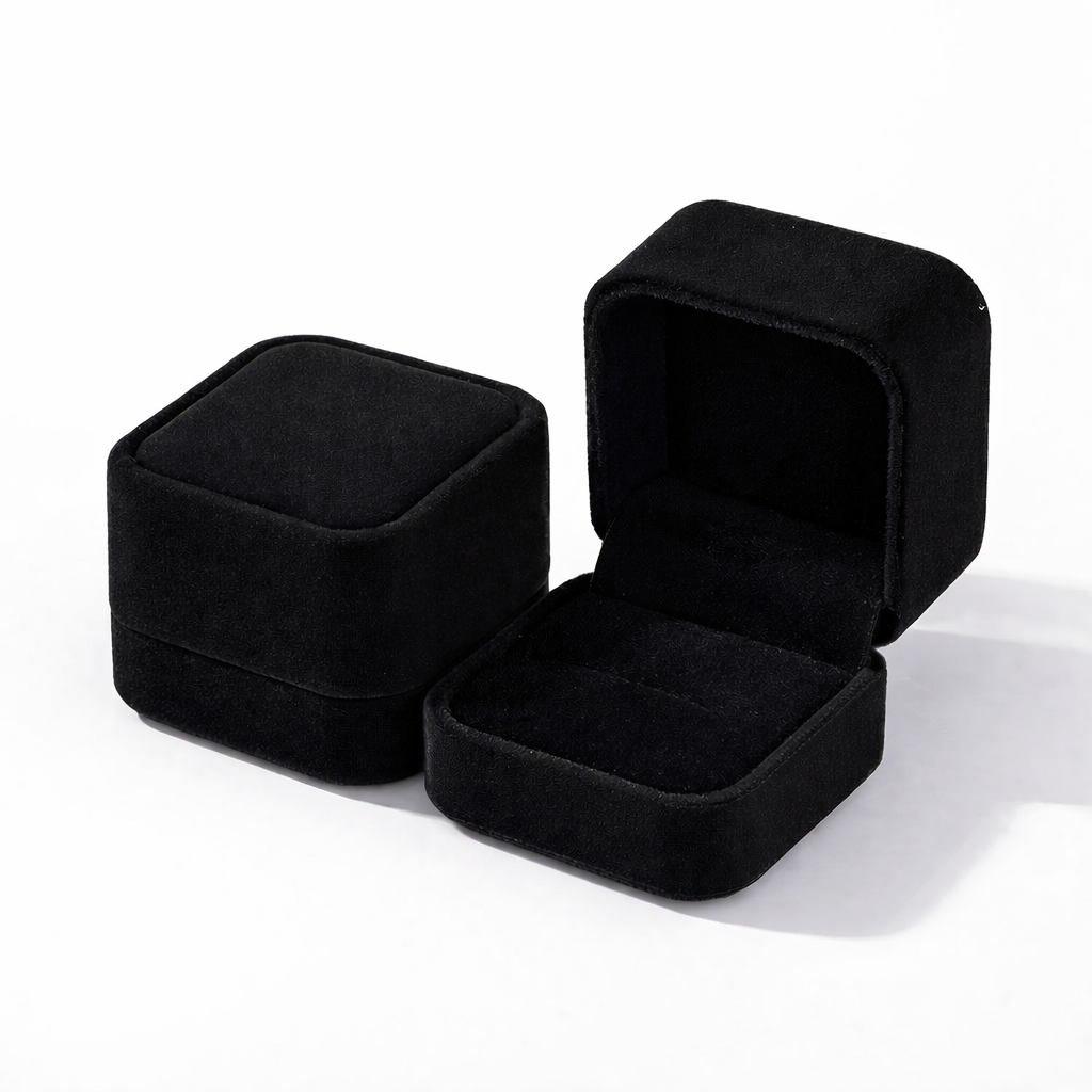 Caja Para Anillo De Terciopelo negra